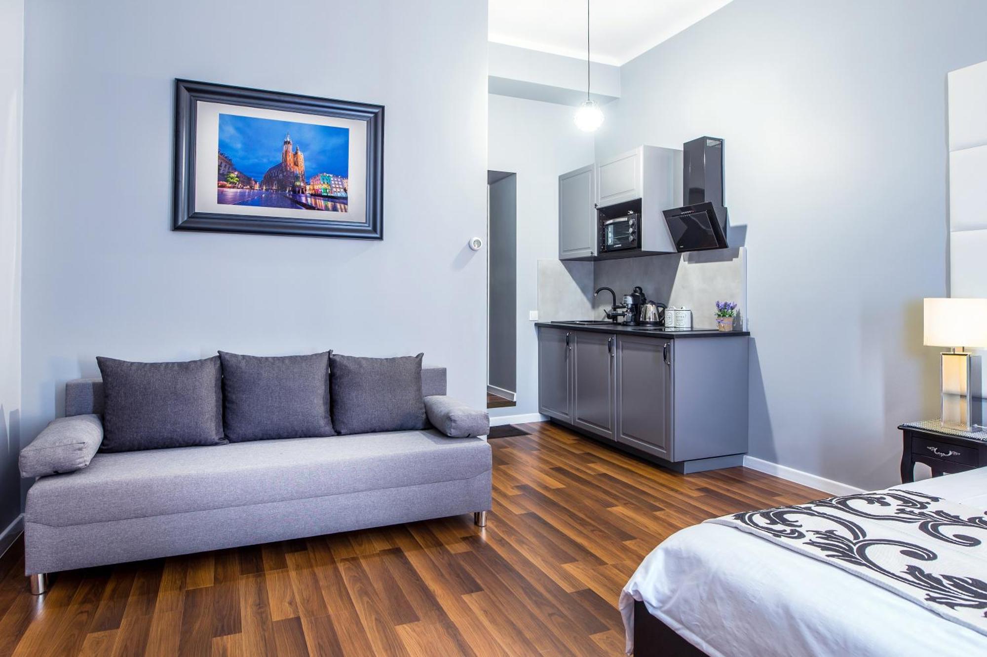 Tribeca City Center Apartments Красков Екстериор снимка