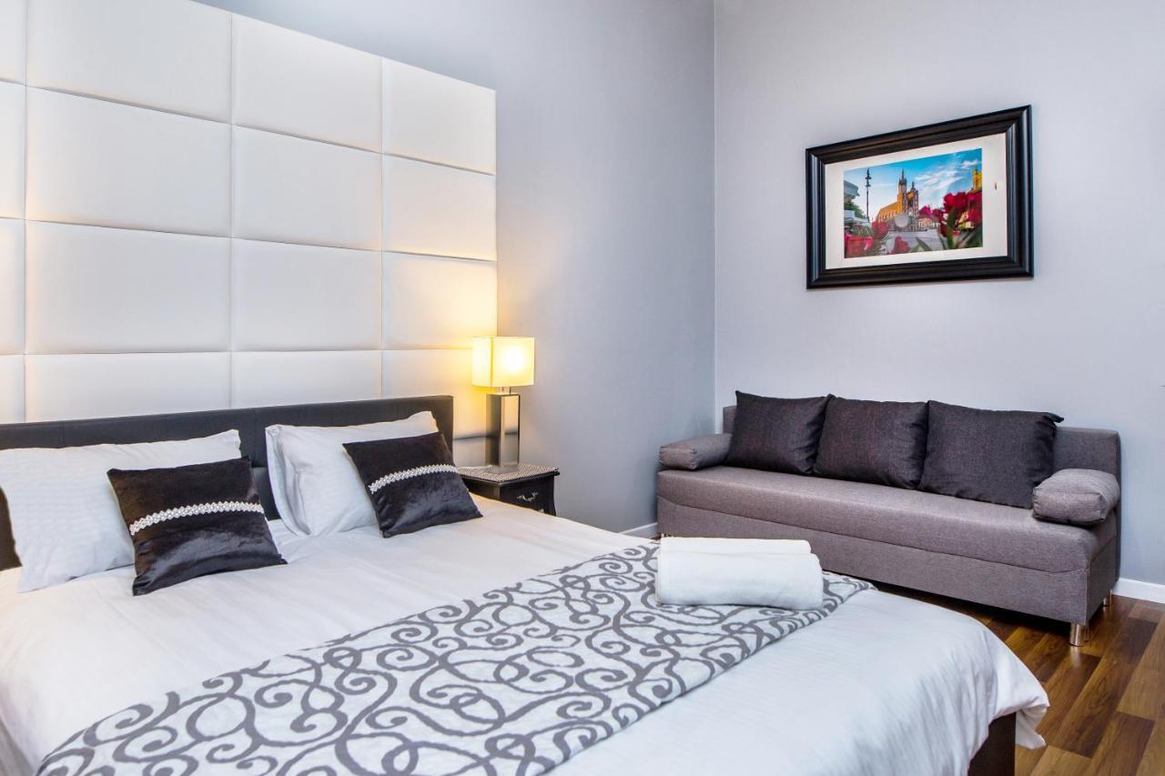 Tribeca City Center Apartments Красков Екстериор снимка