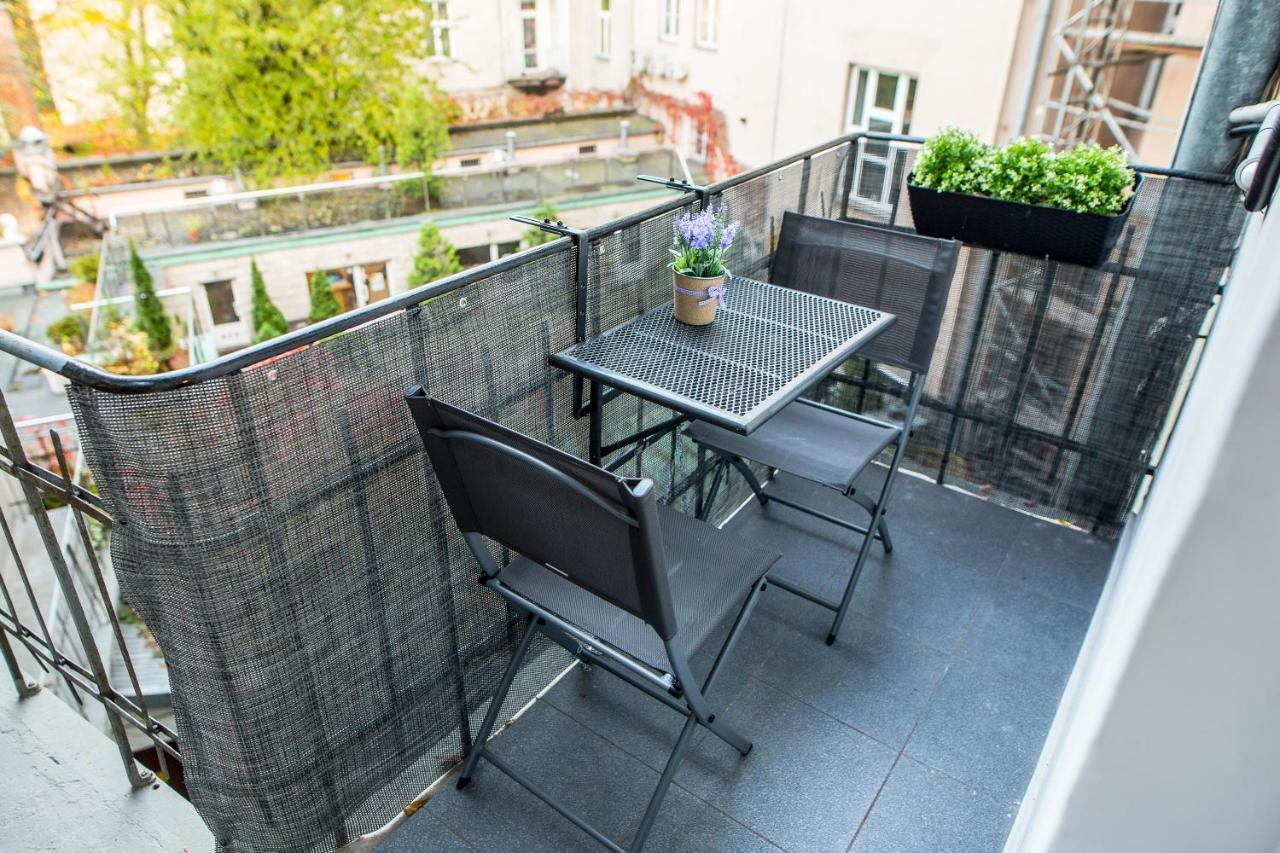 Tribeca City Center Apartments Красков Екстериор снимка