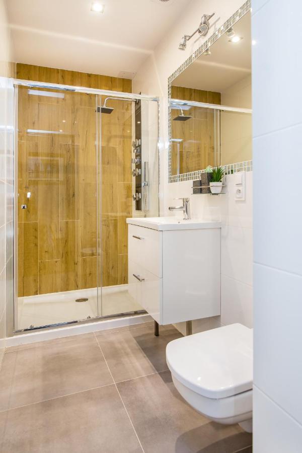 Tribeca City Center Apartments Красков Екстериор снимка